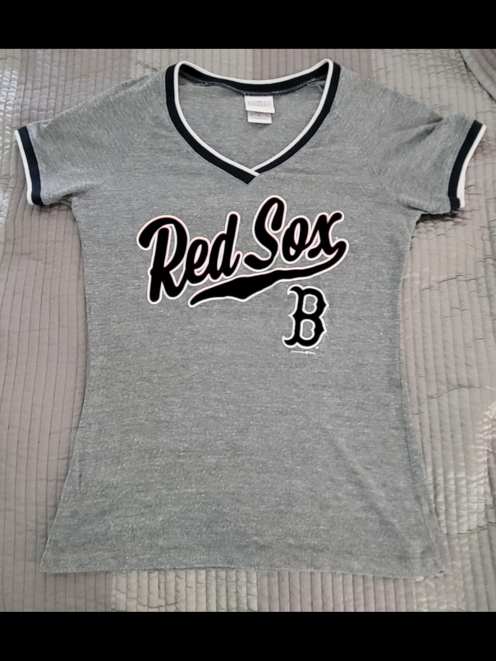 Boston Red Sox Women's Grey V-Neck Shirt- NWOT